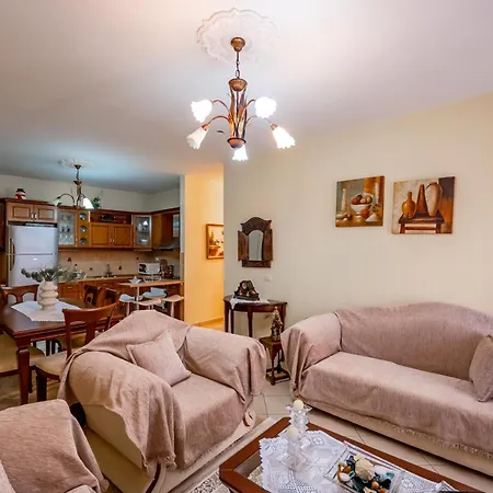 Viewpoint Apartment *