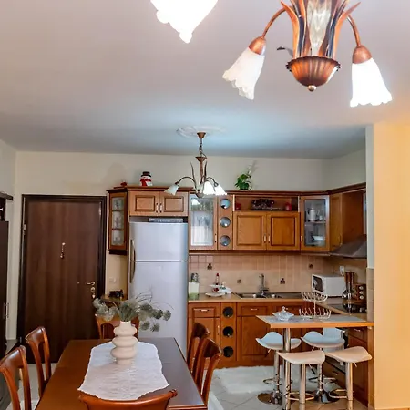 Viewpoint Apartment *